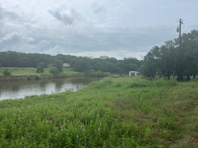 155 County Road 1742, Chico, TX 76431