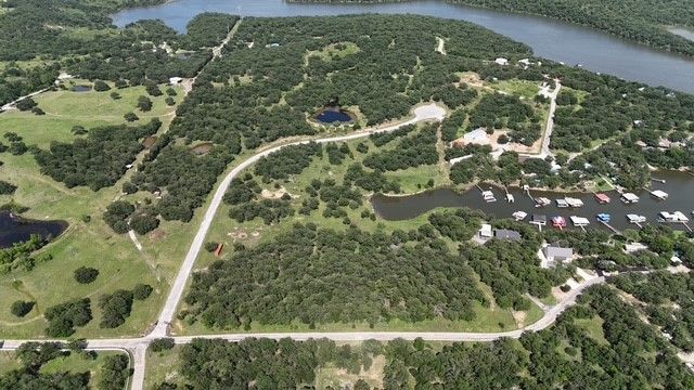 155 County Road 1742, Chico, TX 76431