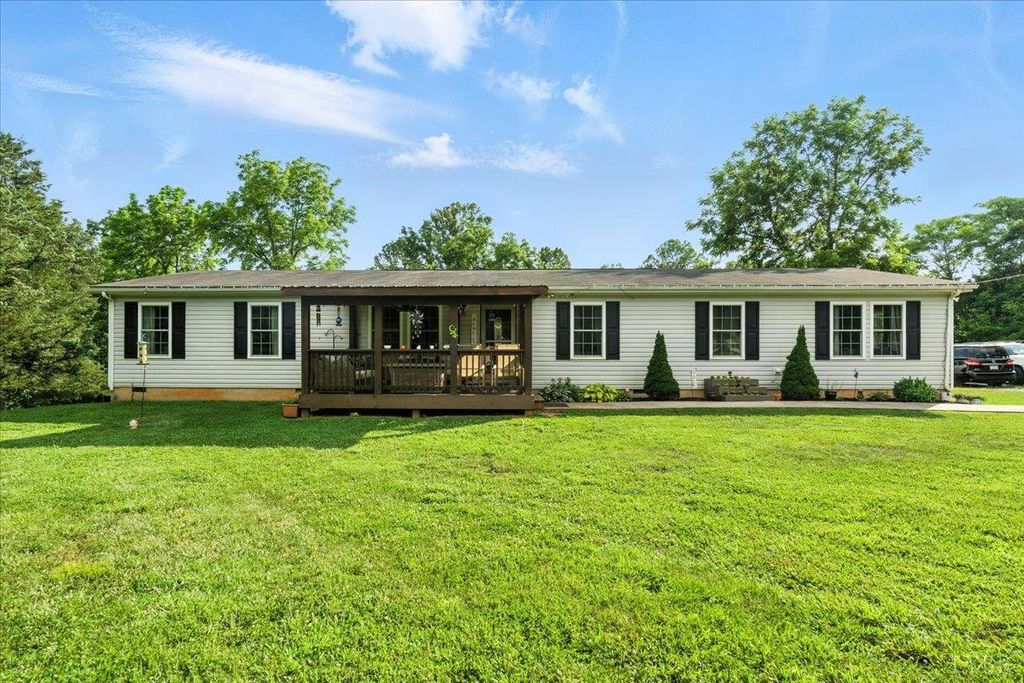 1122 Walnut Springs Drive, Bedford, VA 24523