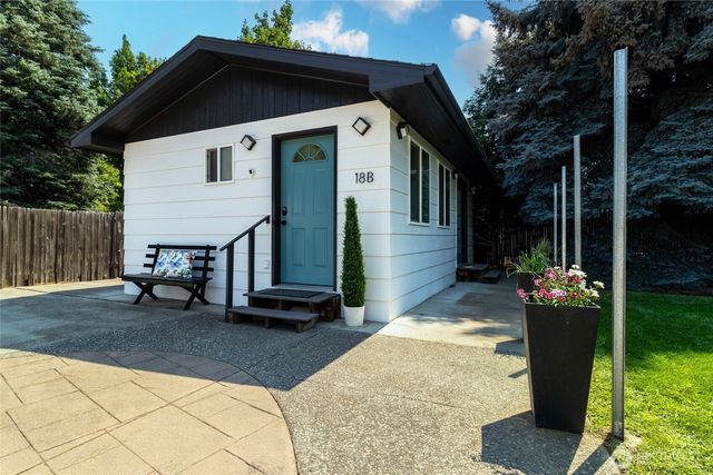 18 A & B McKay Place, Walla Walla, WA 99362