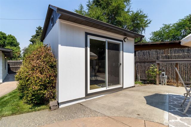 18 A & B McKay Place, Walla Walla, WA 99362