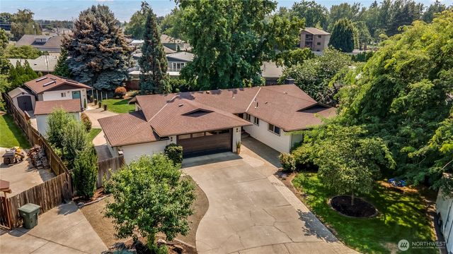 18 A & B McKay Place, Walla Walla, WA 99362