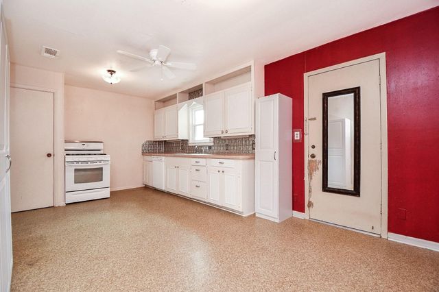 1313 Tobola Street, Rosenberg, TX 77471