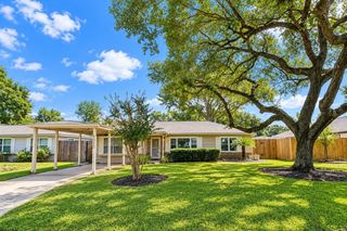 1313 Tobola Street, Rosenberg, TX 77471