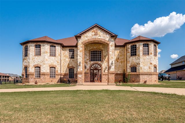 2507 Waterstone Drive, Cedar Hill, TX 75104