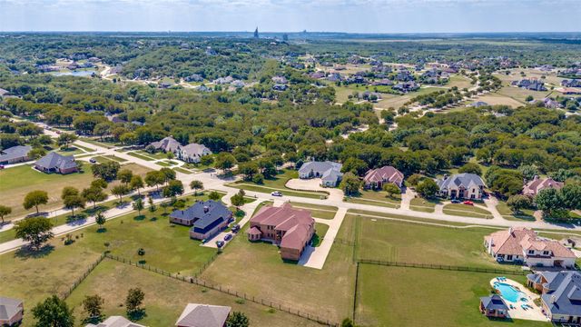 2507 Waterstone Drive, Cedar Hill, TX 75104