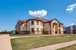 2507 Waterstone Drive, Cedar Hill, TX 75104
