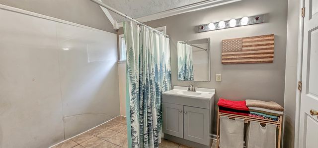 432 BRUINS TRCE, Memphis, TN 38018