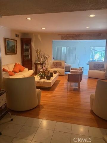 10210 Encino Avenue, Northridge, CA 91325