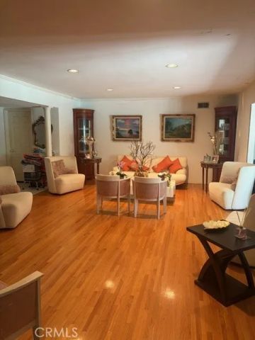 10210 Encino Avenue, Northridge, CA 91325