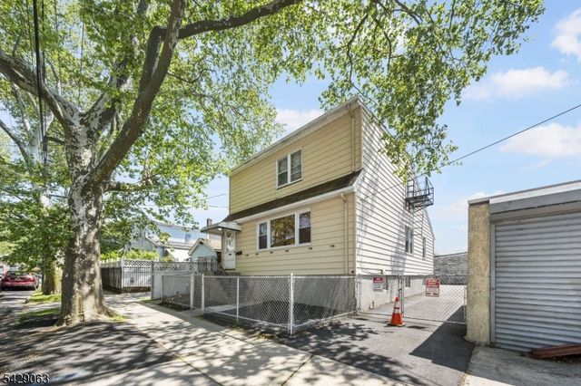 466 Delavan Ave, Newark City, NJ 07107