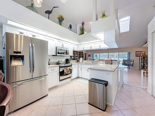 27380 GOLF COURSE LOOP, Wesley Chapel, FL 33544