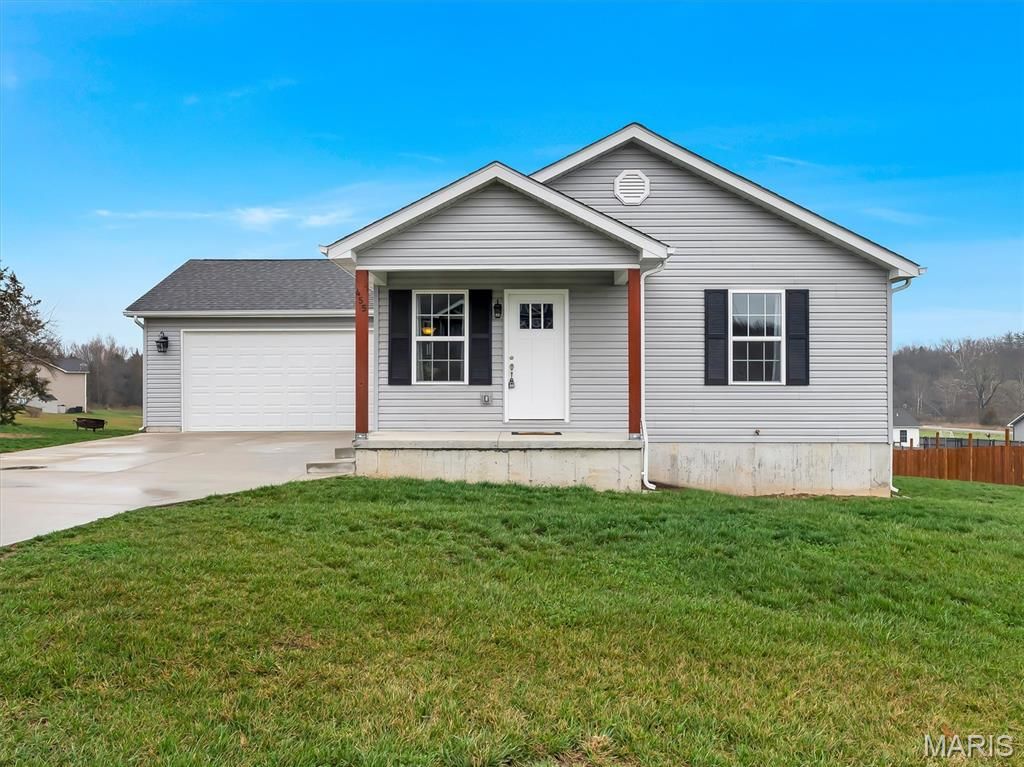 455 Calvey View Court, Robertsville, MO 63072