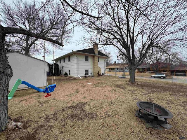3605 MAPLE AVE, Rapid City, SD 57701