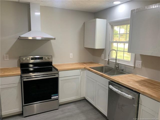 412 Nottingham Drive, Fayetteville, NC 28311