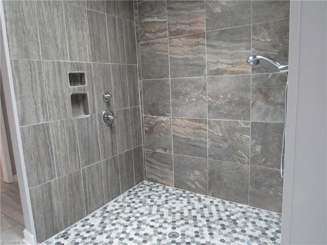 408 Colonial Drive, North Wilkesboro, NC 28659