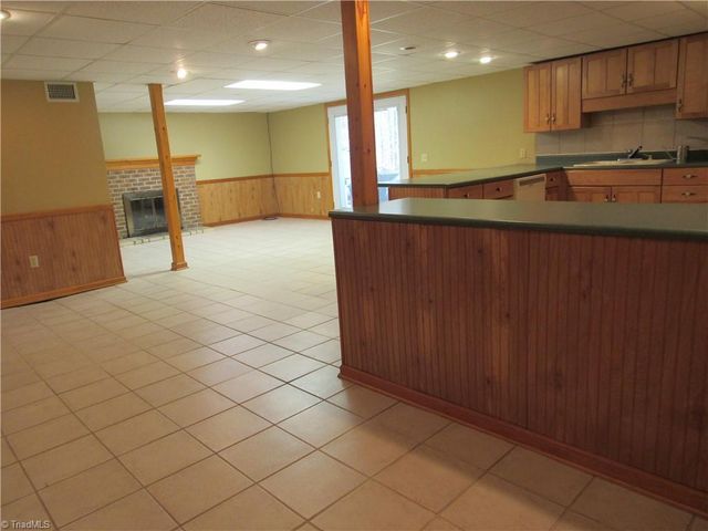 408 Colonial Drive, North Wilkesboro, NC 28659