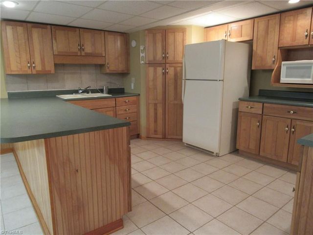 408 Colonial Drive, North Wilkesboro, NC 28659
