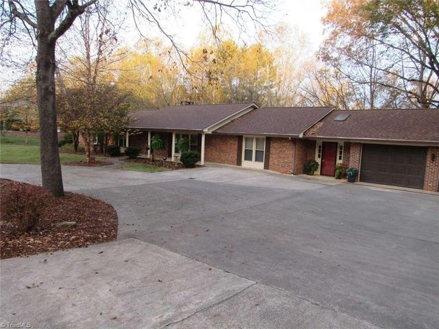 408 Colonial Drive, North Wilkesboro, NC 28659