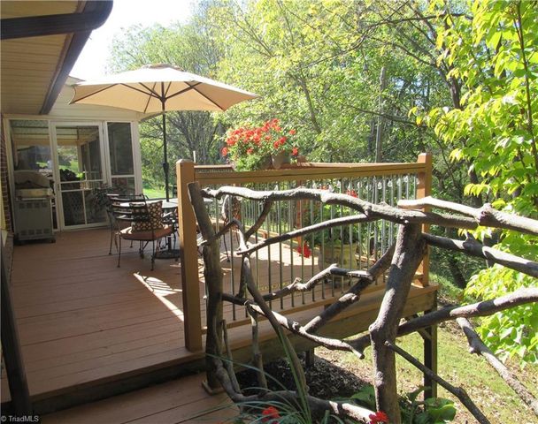 408 Colonial Drive, North Wilkesboro, NC 28659