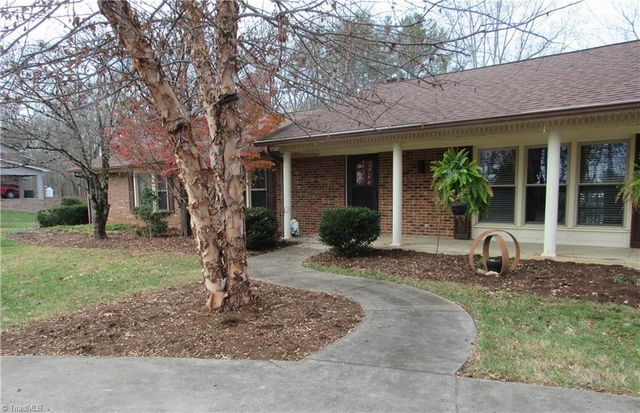 408 Colonial Drive, North Wilkesboro, NC 28659