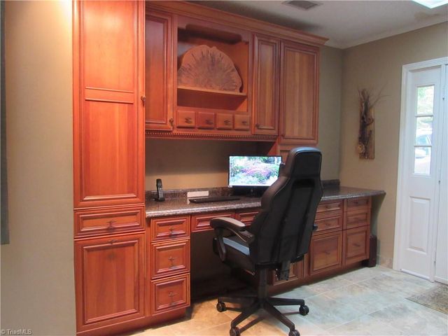 408 Colonial Drive, North Wilkesboro, NC 28659