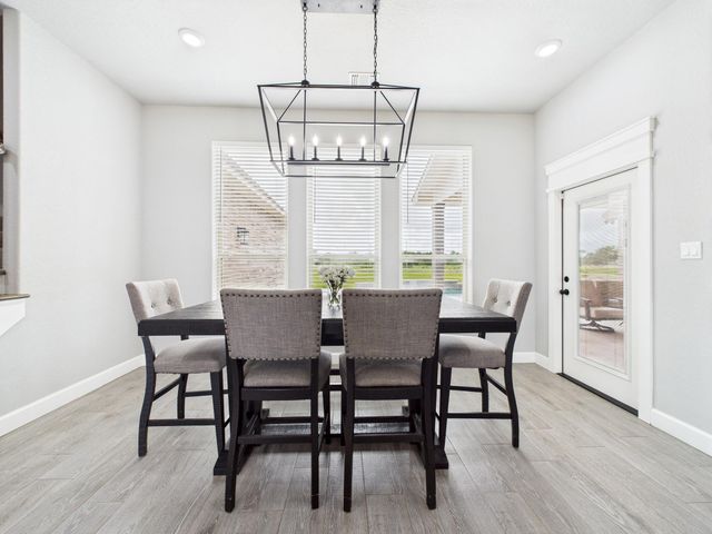 2711 Oakwood Shores Drive, Richwood, TX 77515