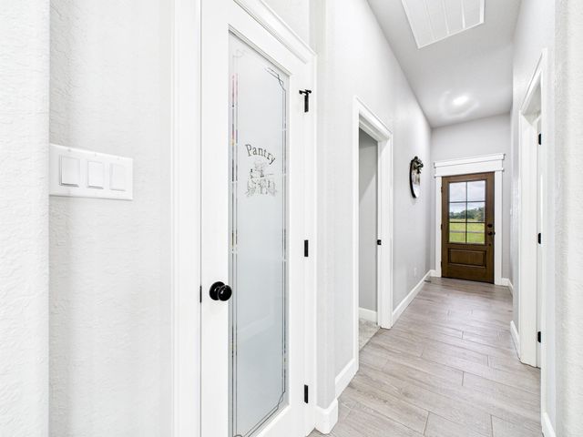 2711 Oakwood Shores Drive, Richwood, TX 77515