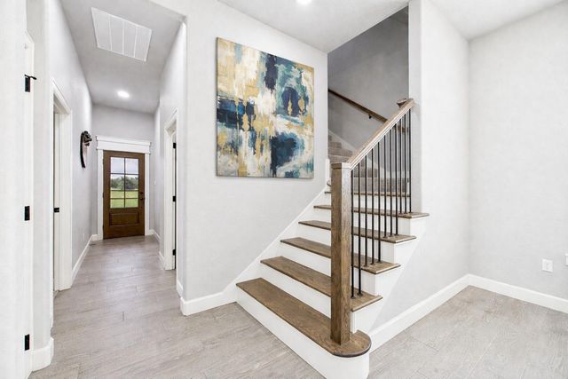 2711 Oakwood Shores Drive, Richwood, TX 77515