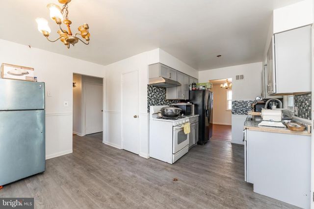 9549 RIGGS RD, Adelphi, MD 20783