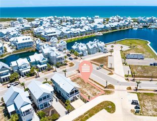 128 7 Day Weekend St, Port Aransas, TX 78373