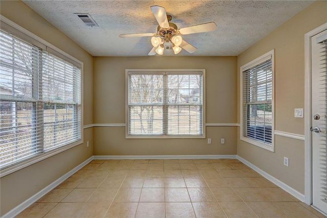 412 Mockingbird Drive, Loganville, GA 30052