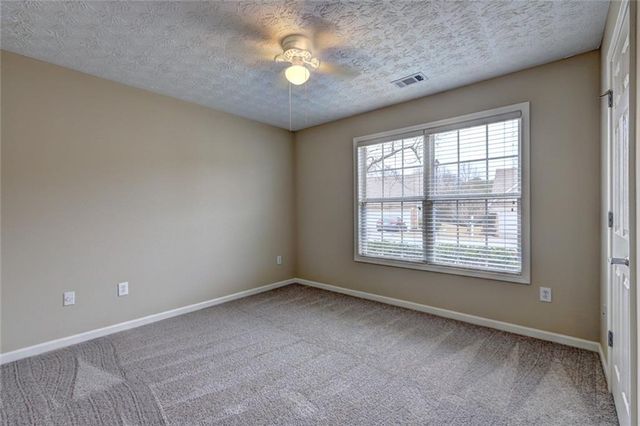 412 Mockingbird Drive, Loganville, GA 30052