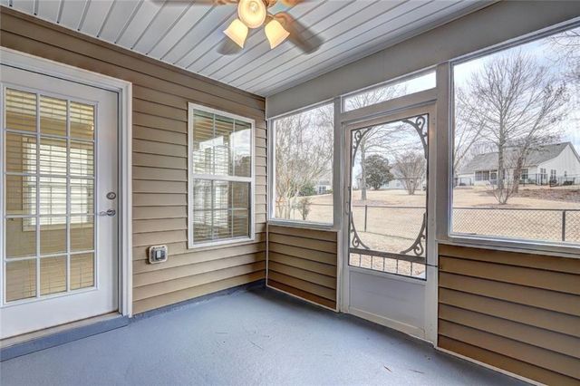 412 Mockingbird Drive, Loganville, GA 30052