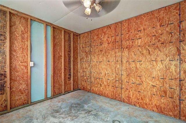 412 Mockingbird Drive, Loganville, GA 30052