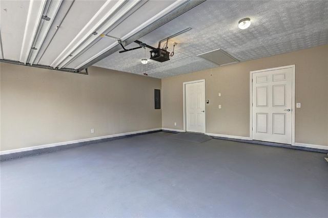 412 Mockingbird Drive, Loganville, GA 30052