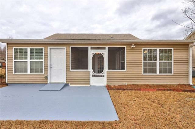 412 Mockingbird Drive, Loganville, GA 30052