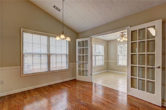 412 Mockingbird Drive, Loganville, GA 30052