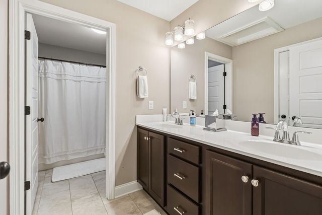 1124 Grimball Trace, Lexington, KY 40509