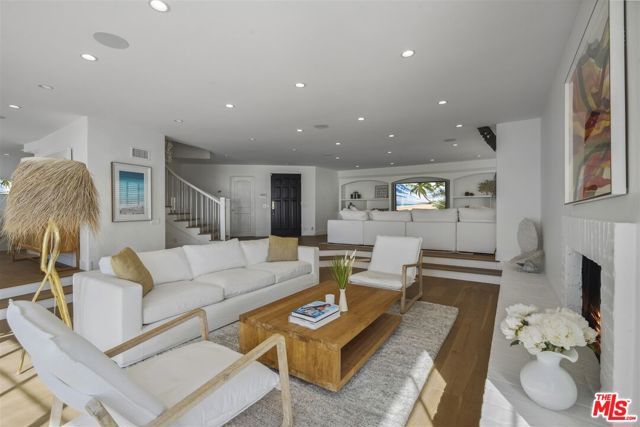 31500 Victoria Point Road, Malibu, CA 90265