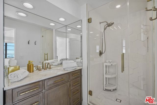 31500 Victoria Point Road, Malibu, CA 90265