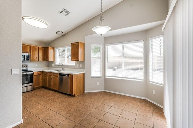 2613 N Silverado, Mesa, AZ 85215