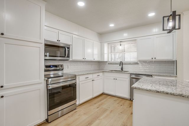 3813 Easy Street, Alvarado, TX 76009