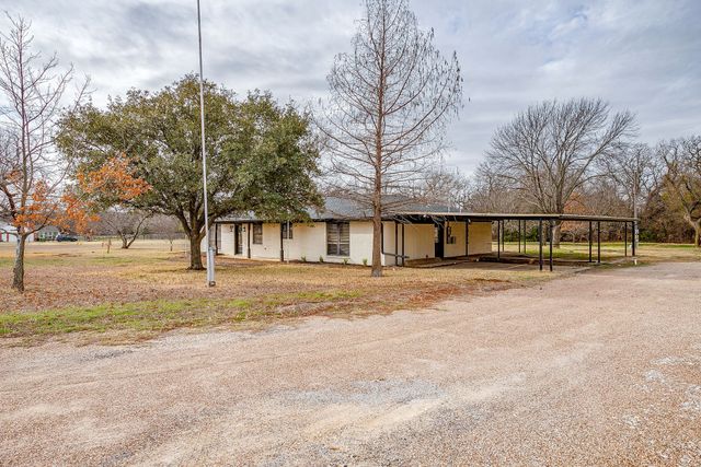 3813 Easy Street, Alvarado, TX 76009