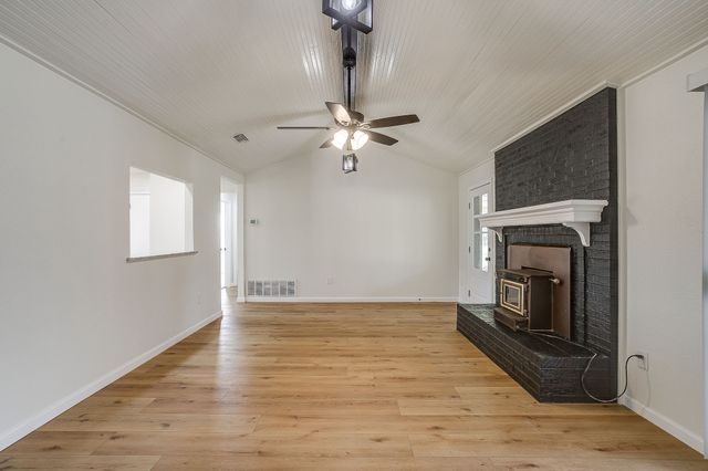 3813 Easy Street, Alvarado, TX 76009