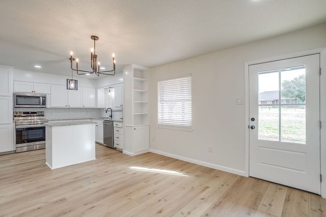 3813 Easy Street, Alvarado, TX 76009