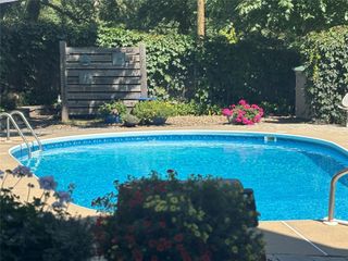 3209 Saint Johns Road, Des Moines, IA 50312