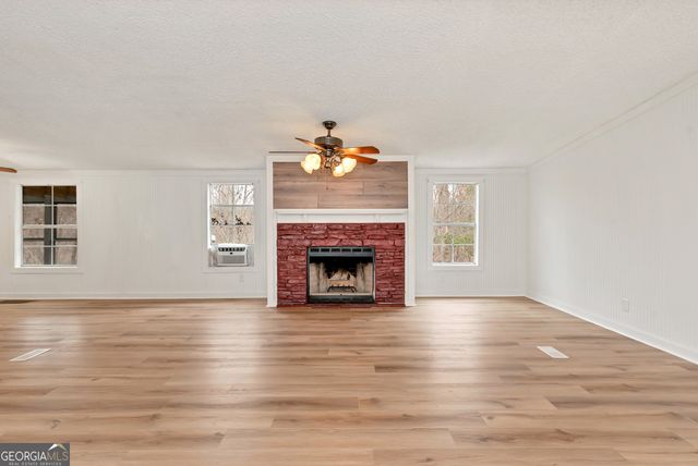 660 Shenandoah Drive, Dahlonega, GA 30533