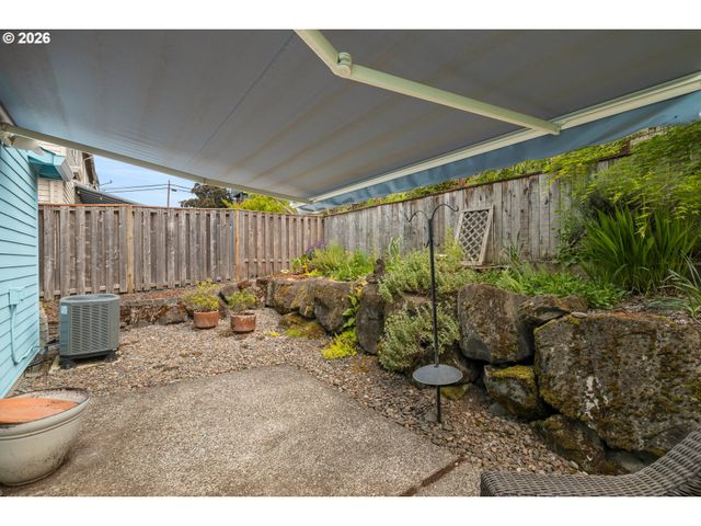 20164 Sw BERNICE Ln, Beaverton, OR 97007