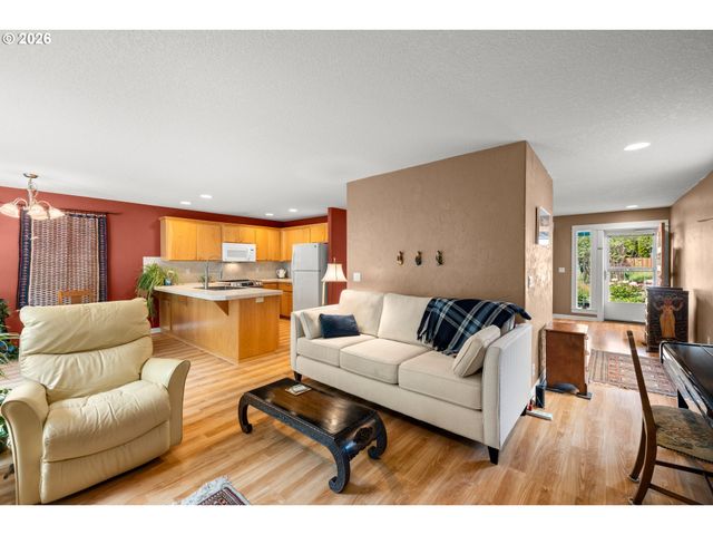 20164 Sw BERNICE Ln, Beaverton, OR 97007